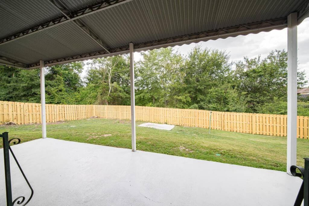 Cozy Brick Ranch Home Owned And Operated By An Army Soldier!! Columbus Buitenkant foto
